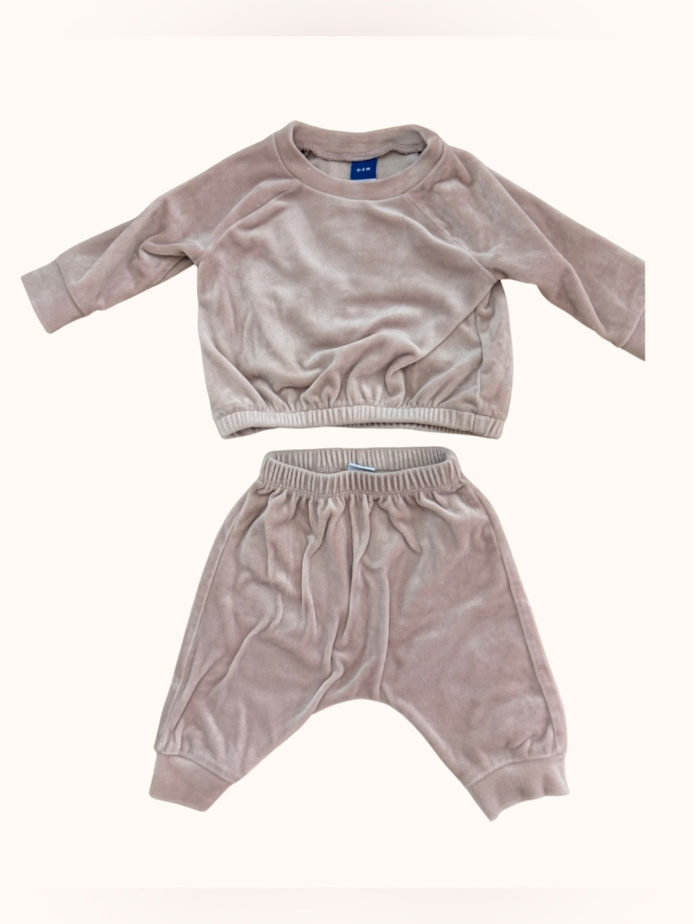 Old Navy Kids Plush Velvet Pajama Set in Light Taupe
